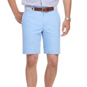 Vineyard Vines light blue club shorts